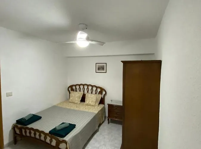 Beautiful Apartment 1 Minute Walk To The Beach