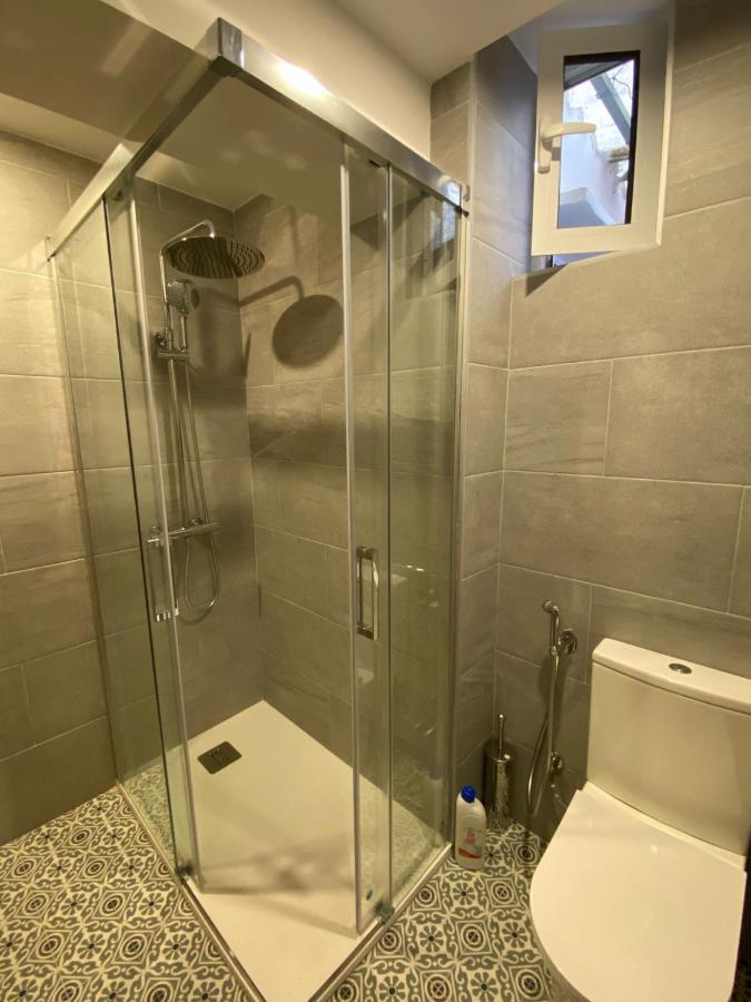 Apartment Beautiful 1 Minute Walk To The *
